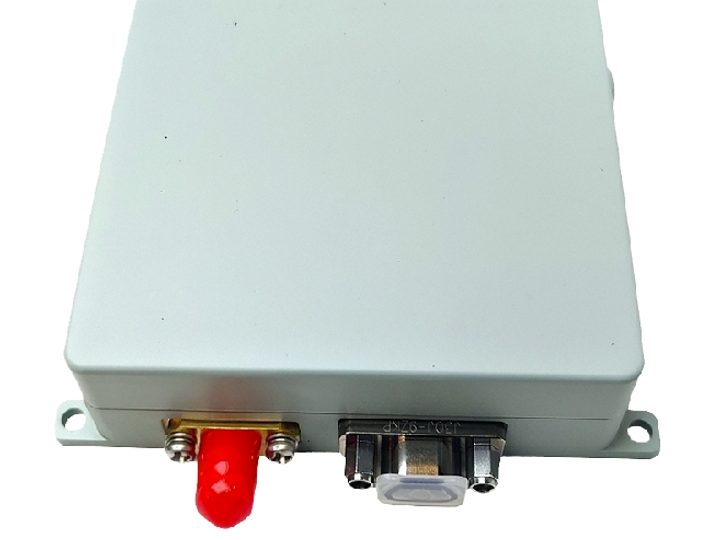 TX-S65-4CH-SNB超小型卫星导航抗干扰终端 产品图片 1